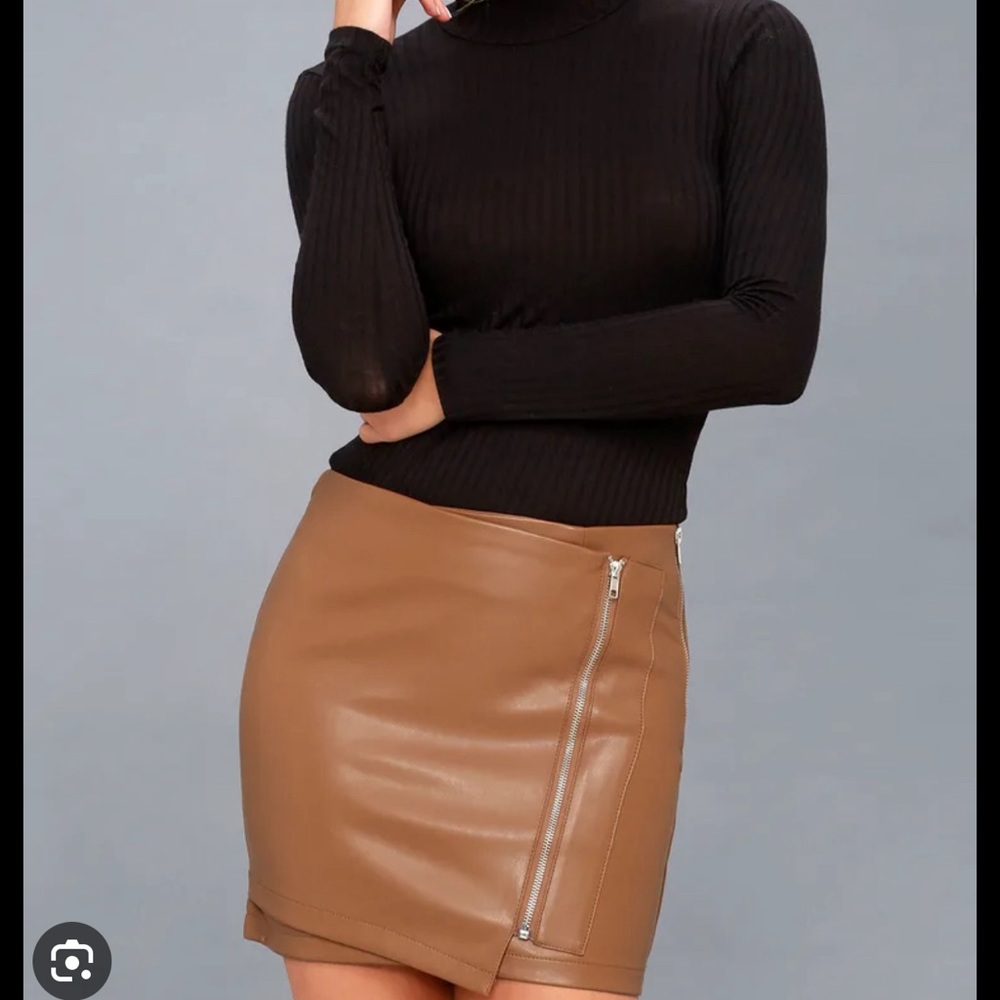 Lulus tan faux leather skirt